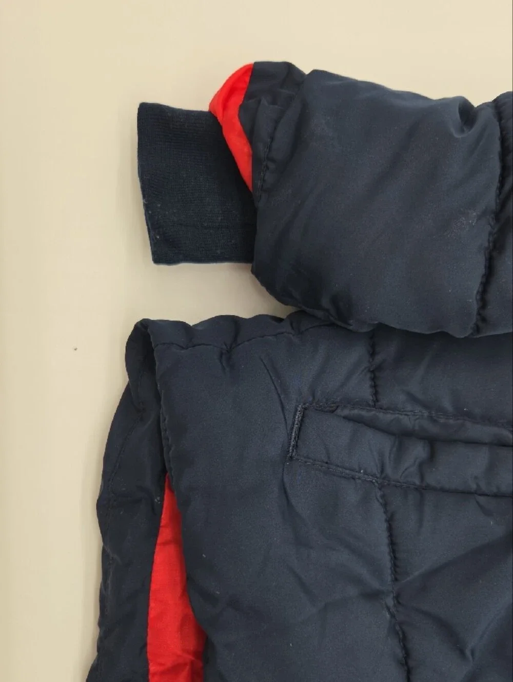 GAP Navy Puffer Jacket with Red Hood Lining
